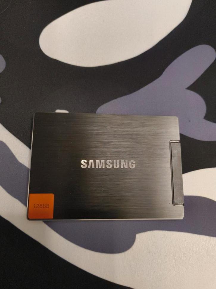 Samsung SSD 128GB - Snelle opslag voor je PC/Laptop, Computers en Software, Harde schijven, Gebruikt, Server, Intern, SSD, SATA