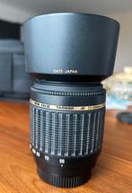 macro Tamron AF 55-200mm (F mount), Ophalen of Verzenden, Gebruikt, Macrolens