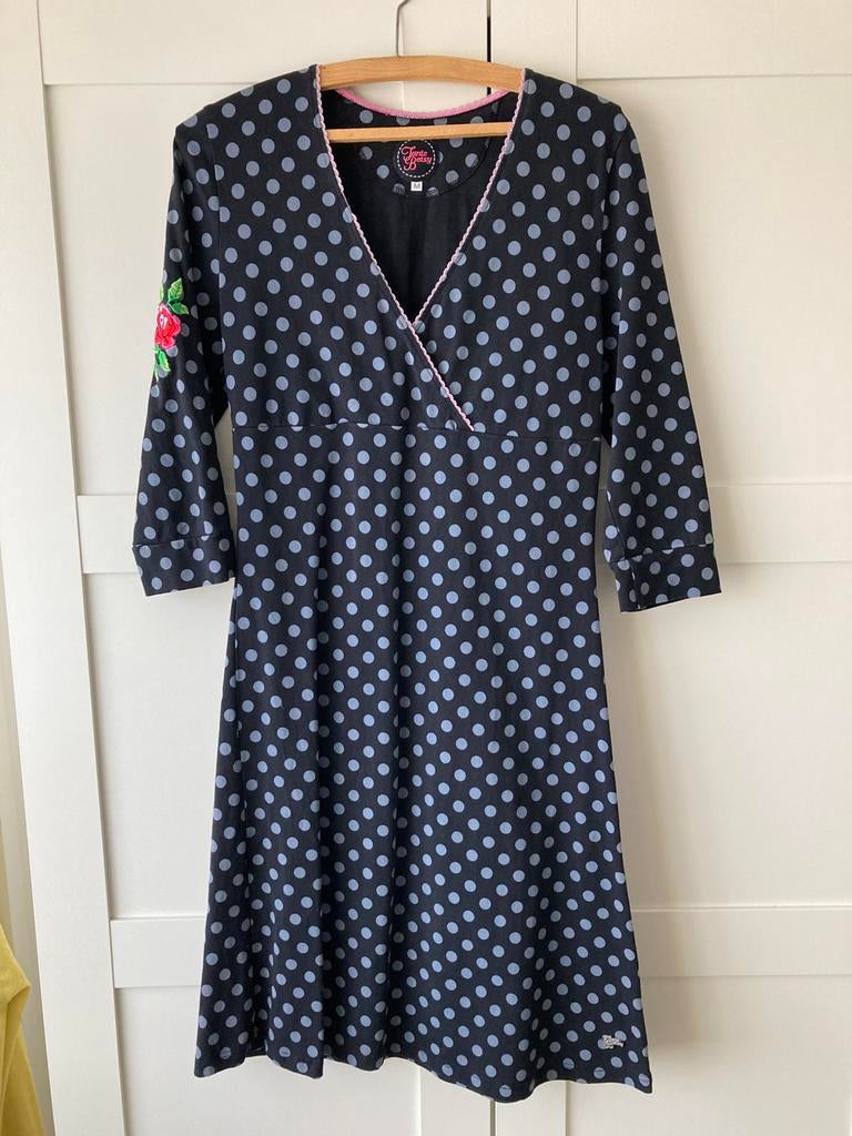 Jurk Tante Betsy in maat M, Kleding | Dames, Jurken, Ophalen of Verzenden, Zo goed als nieuw, Blauw, Knielengte