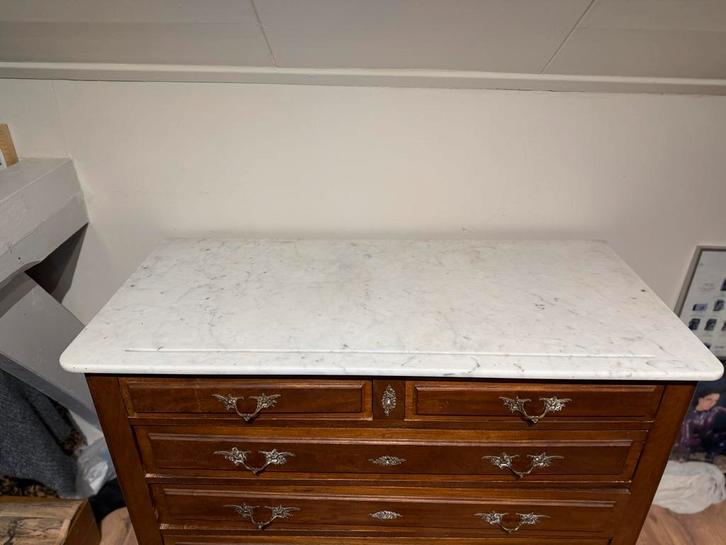 Antieke commode met marmeren blad, Antiek en Kunst, Antiek | Overige Antiek, Ophalen