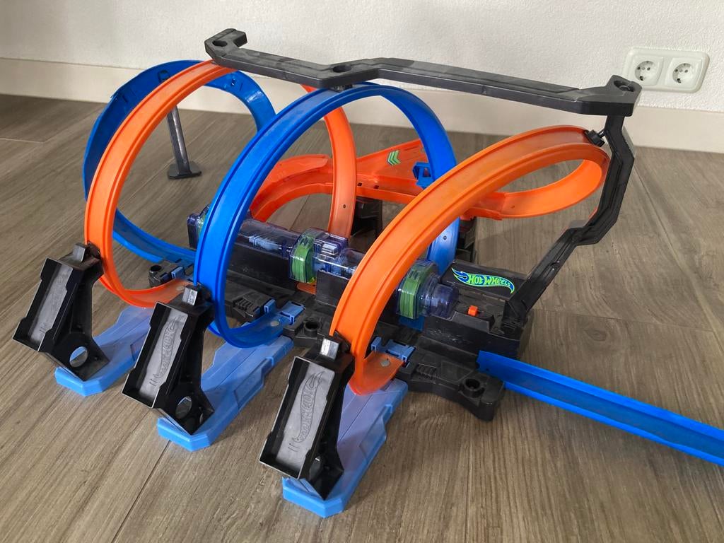 Partij hotwheels, met Spiraal Crash racebaan, Ophalen, Hot Wheels, Elektrisch, Met looping