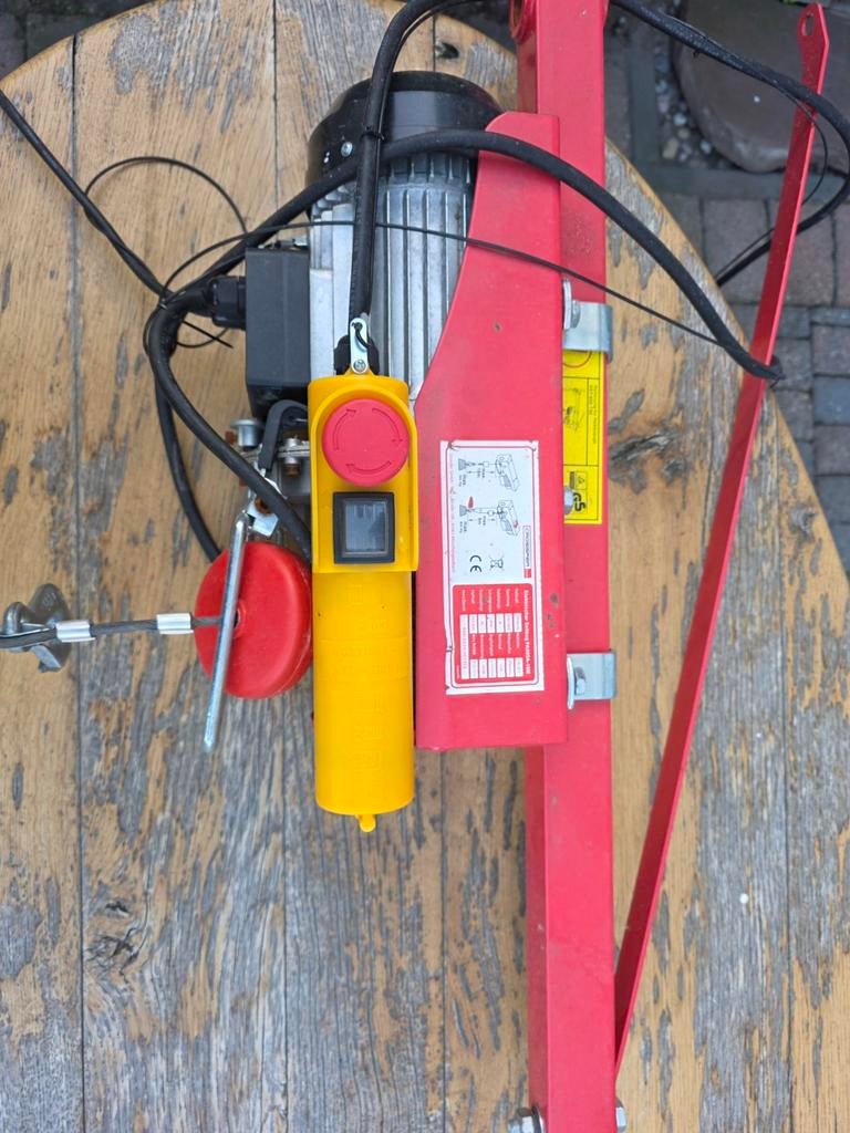Elektrische Steigerlier - Krachtige en Betrouwbare Takel, Doe-het-zelf en Verbouw, Lieren en Takels, Ophalen of Verzenden