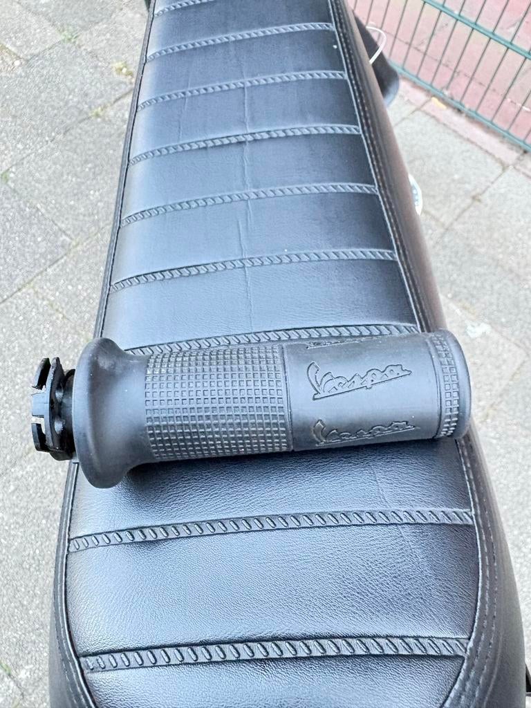 Vespa Sprint handvat - Origineel en in goede staat, Ophalen of Verzenden, Gebruikt, Overige typen, Vespa