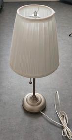 Mooi RVS staande lamp met plissé kapje (gebroken wit) 55 cm, Huis en Inrichting, Ophalen of Verzenden, Zo goed als nieuw, 50 tot 75 cm