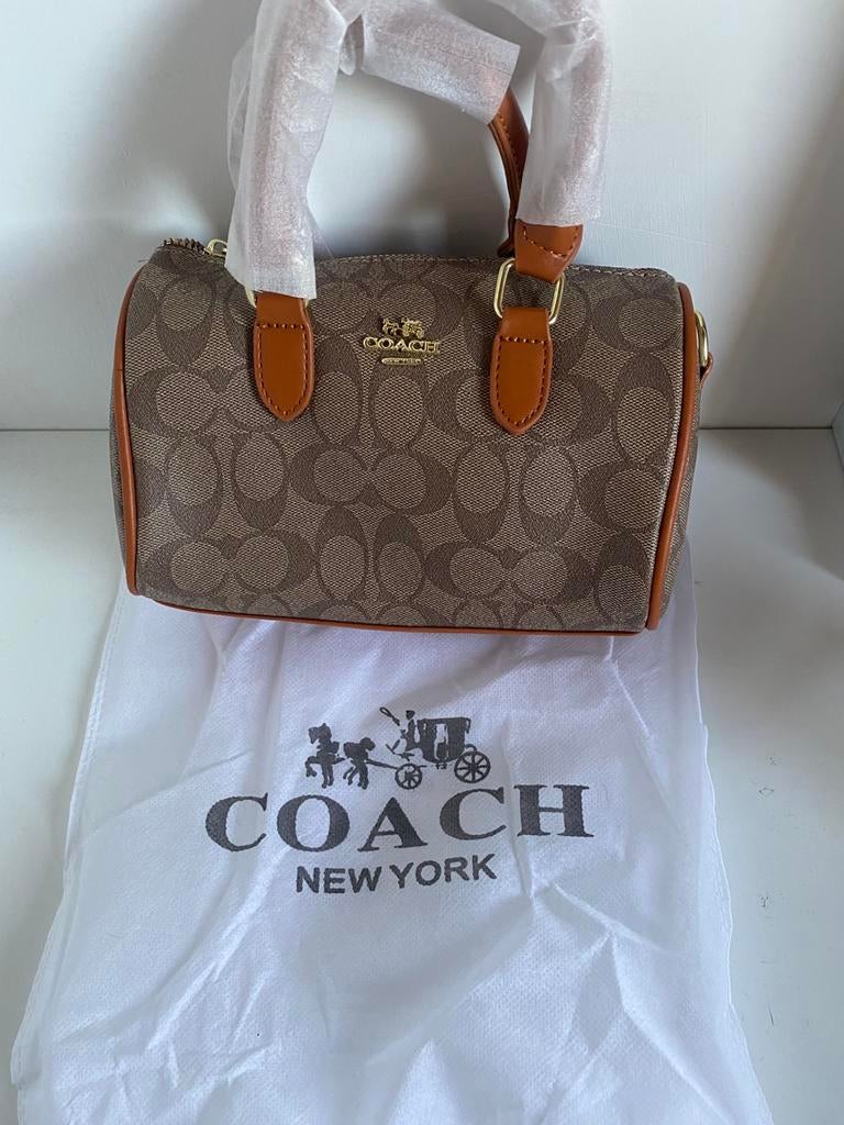 Prachtige coach tas bruin met gouden details / nieuw, Verzenden, Nieuw, Bruin, Handtas