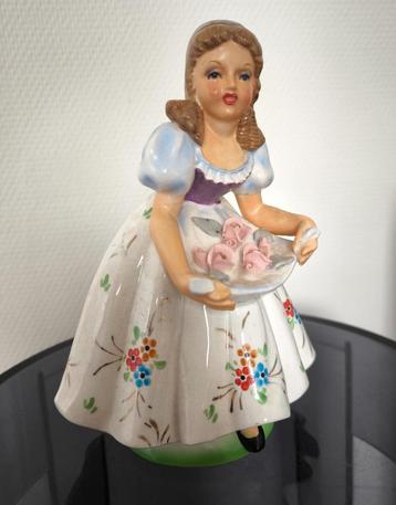 Antiek Keramieken Bloemenmeisje Beeld Oostenrijk / Duitsland beschikbaar voor biedingen
