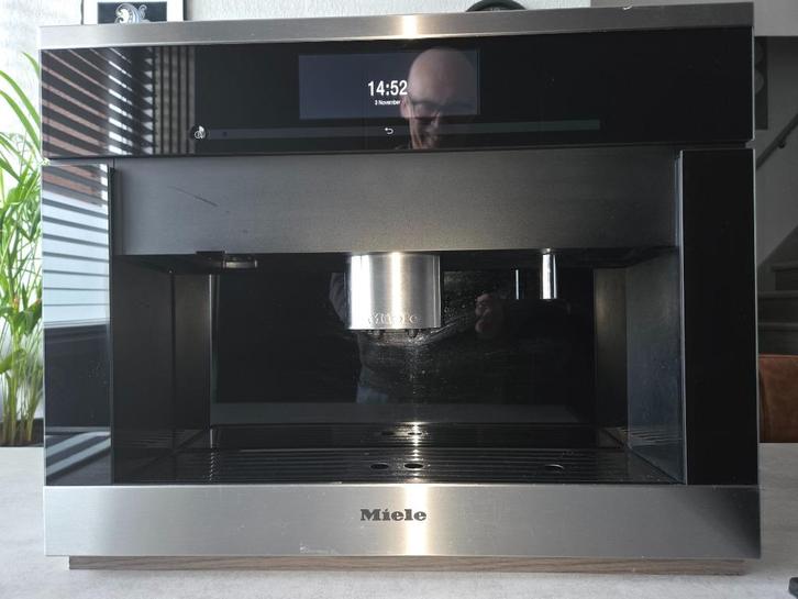 Miele CVA 6800, Huis en Inrichting, Overige Huis en Inrichting, Zo goed als nieuw, Ophalen