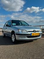Peugeot 106 – Nette auto met complete onderhoudshistorie, Auto's, Voorwielaandrijving, Stof, Zwart, 4 cilinders