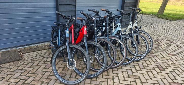 Gazelle ebikes bosch 2de hands / nieuw, Fietsen en Brommers, Elektrische fietsen, Ophalen