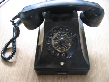 Vintage bakelieten telefoon - zwart - staand beschikbaar voor biedingen