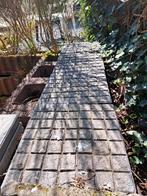 Gratis 20 grijze tegels, Tuin en Terras, Ophalen, Gebruikt, 10 m² of meer, Beton