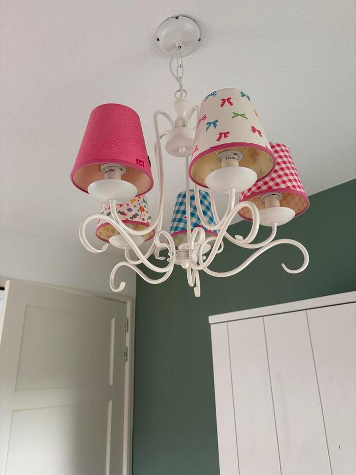 Lief! Lifestyle Lampen Set: Kroonluchter & Bureaulamp, Huis en Inrichting, Lampen | Kroonluchters, Gebruikt, Metaal, Ophalen