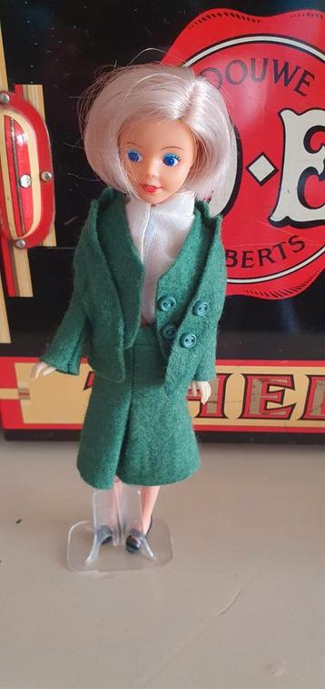 Transavia barbie pop stewardess  beschikbaar voor biedingen