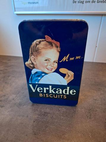 Diverse rommelmarkt spullen en 50 lp's in 1 koop beschikbaar voor biedingen