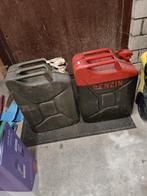 2 oude jerrycans, Verzamelen, Ophalen of Verzenden, Landmacht, Nederland