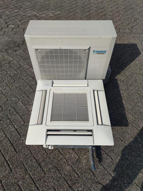 Daikin cassette split airco inverter warmtepomp 5 kW, Witgoed en Apparatuur, Airco's, Gebruikt, Wandairco, 100 m³ of groter, 3 snelheden of meer