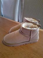 Ugg, geen originele! Maat 39, Kleding | Dames, Schoenen, Ophalen of Verzenden, Nieuw, Bruin, Pantoffels of Sloffen