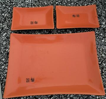 Sushi serviesdelen. beschikbaar voor biedingen