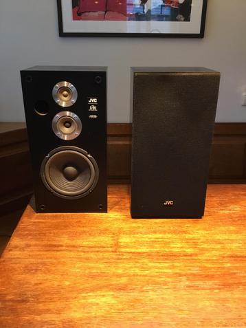 2x JVC S-55R/L Drie-weg Speakers beschikbaar voor biedingen
