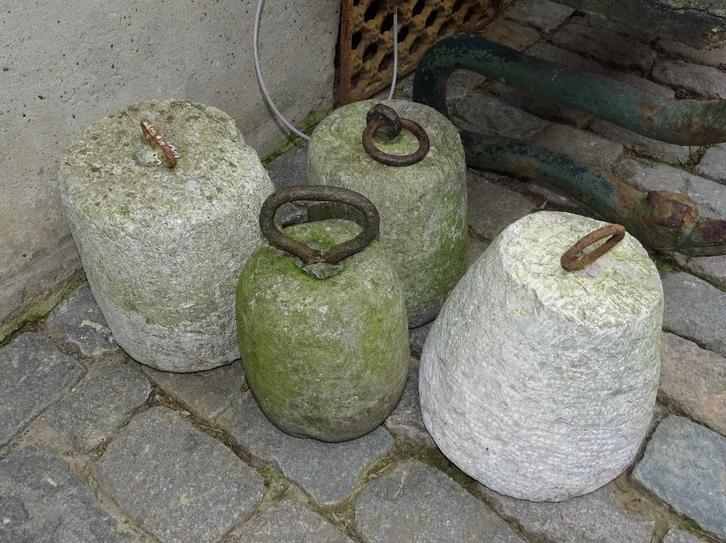 4 oude gewichtstenen gewichtsteen arduin arduinen, Antiek en Kunst, Curiosa en Brocante, Ophalen