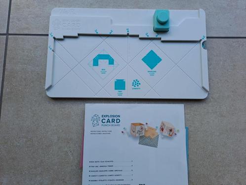 We R Memory Keepers explosion card punch board, nieuw, Hobby en Vrije tijd, Scrapbooking, Nieuw, Frame of Mal, Overige merken