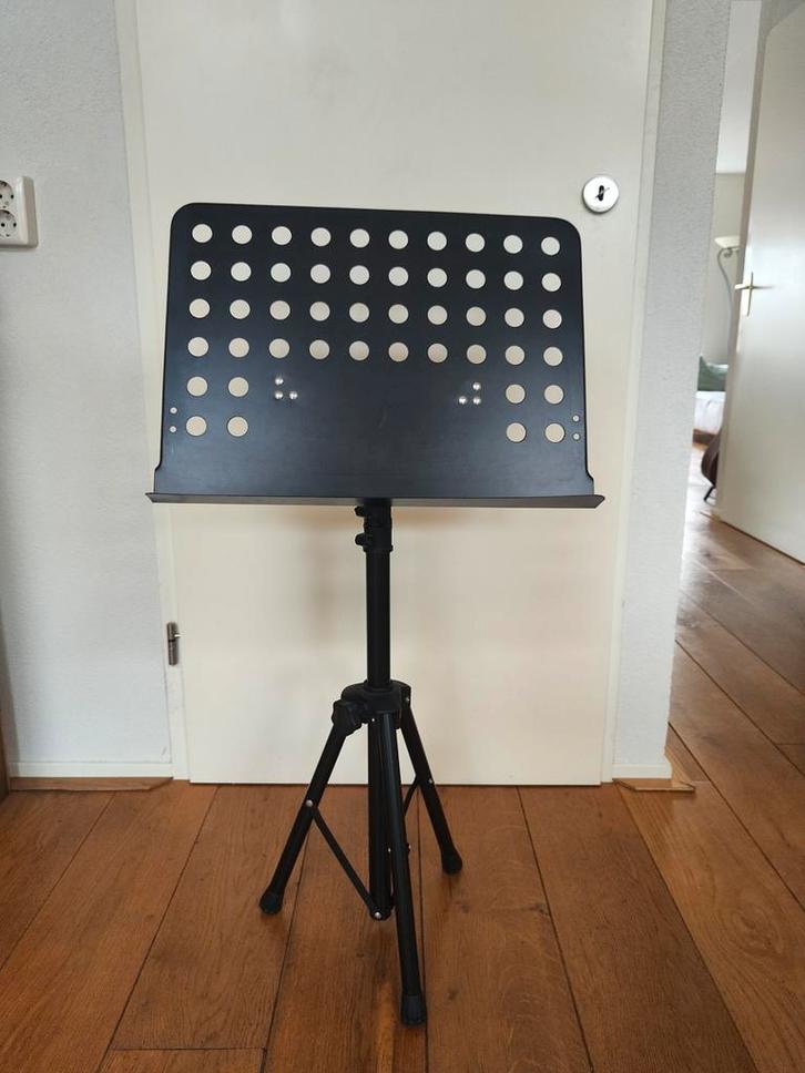 Verstelbare Muziekstandaard, Muziek en Instrumenten, Standaards, Gebruikt, Muziekstandaard, Ophalen of Verzenden