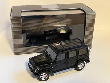 Mercedes G-klasse  500 v8 LWB  1/43 Autoart beschikbaar voor biedingen