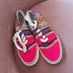 Fuchsiaroze Mipacha schoenen maat 36, Kleding | Dames, Schoenen, Mipacha, Ophalen of Verzenden, Roze, Sneakers of Gympen