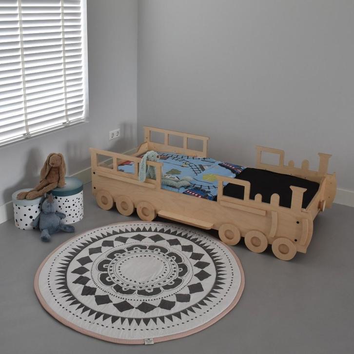 Trein bed (Berken Multiplex), Kinderen en Baby's, Kinderkamer | Bedden, Nieuw, 180 cm of meer, 85 tot 100 cm, Lattenbodem, Ophalen