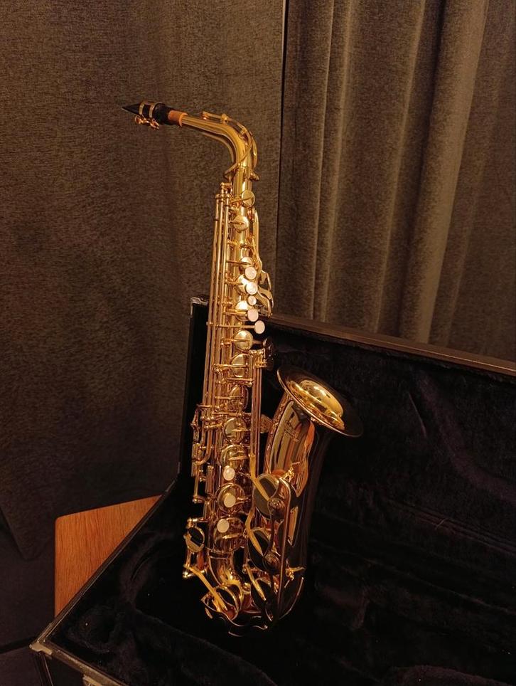 Saxofoon Yamaha, Muziek en Instrumenten, Blaasinstrumenten | Saxofoons, Zo goed als nieuw, Alt, Ophalen