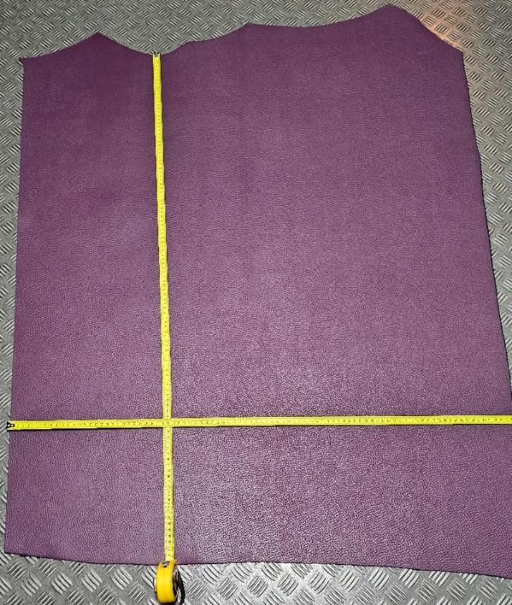 Rund - Leer Paars(zie omschrijving!), Hobby en Vrije tijd, Stoffen en Lappen, Nieuw, Leer of Kunstleer, 30 tot 120 cm, 30 tot 200 cm