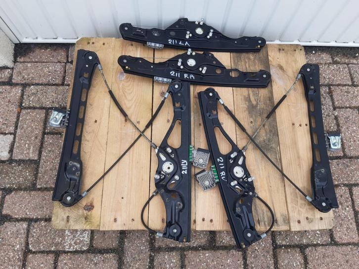 Mercedes E-klasse W211 raammotor, Auto-onderdelen, Ophanging en Onderstel, Mercedes-Benz, Gebruikt, Ophalen of Verzenden