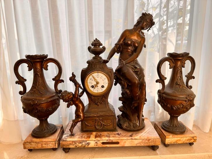 Auguste Moreau Klok in Mooie Staat, Antiek en Kunst, Antiek | Klokken, Ophalen