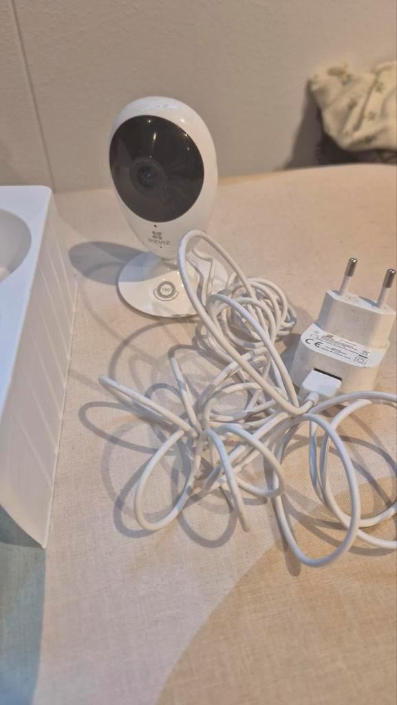 Ezviz C2C Binnencamera - Zo goed als nieuw!, Audio, Tv en Foto, Videobewaking, Zo goed als nieuw, Binnencamera, Ophalen of Verzenden