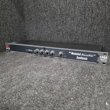 DBX  120A   bassbooster beschikbaar voor biedingen
