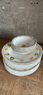 Campingservice 18-delig, Ophalen, Zo goed als nieuw