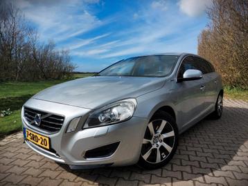 Volvo V60 D6 215pk Plug-in Hybrid 2013 Grijs