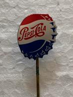 Vintage speldje - Pepsi Cola .( vorm flesdop), Verzamelen, Ophalen of Verzenden, Zo goed als nieuw, Merk