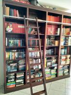 Grote koloniale boekenkast met ladder, Huis en Inrichting, Kasten | Boekenkasten, Ophalen, Gebruikt, 200 cm of meer, 200 cm of meer