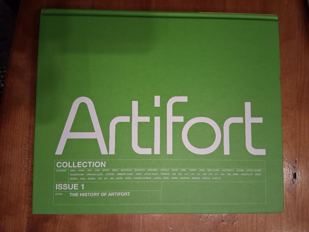 Artifort collection issue 1, boek 136, 4 talen, nieuw, Artifort, Verzenden, Nieuw, Catalogus