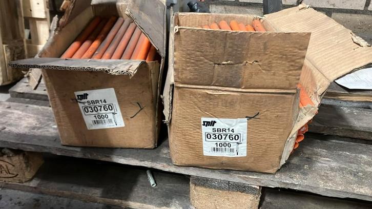 2 dozen SPIT SBR14 schietnagels – 030760, Doe-het-zelf en Verbouw, Gereedschap | Handgereedschap, Nieuw, Ophalen