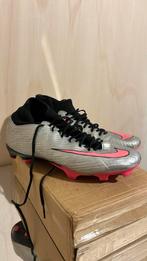 Nike mecurial voetbalschoenen maat 44,5, Sport en Fitness, Voetbal, Maat XS of kleiner, Schoenen, Ophalen of Verzenden, Zo goed als nieuw