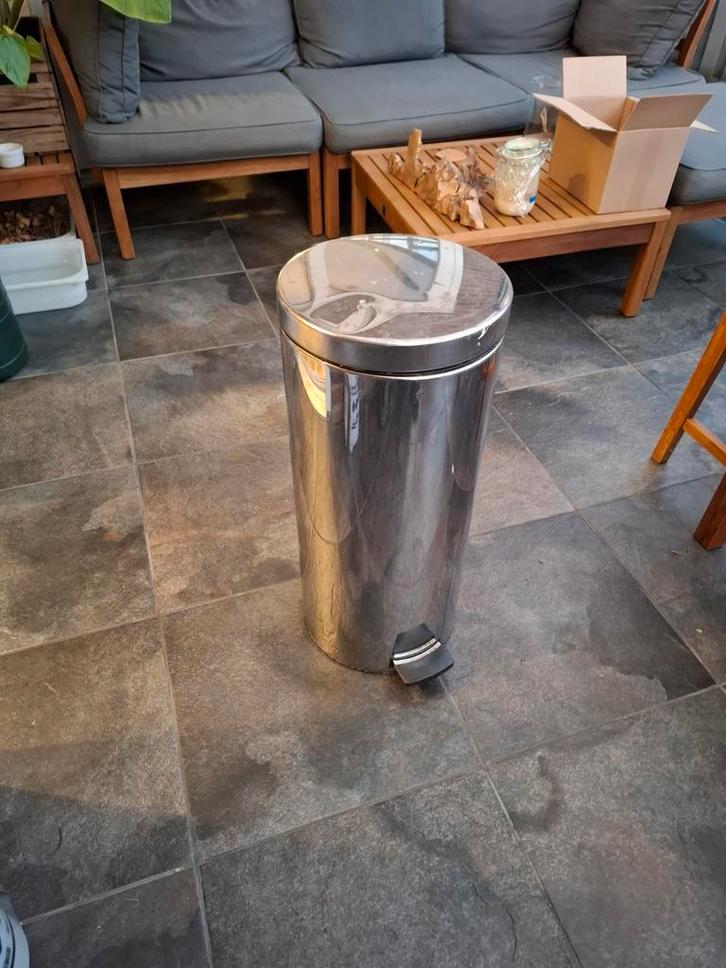 Brabantia Prullenbak, Huis en Inrichting, Woonaccessoires | Prullenbakken, Gebruikt, Rvs, 50 tot 75 cm, 20 tot 30 liter, Met pedaal
