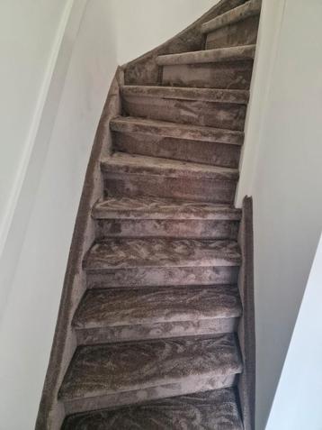 Trap bekleden  beschikbaar voor biedingen