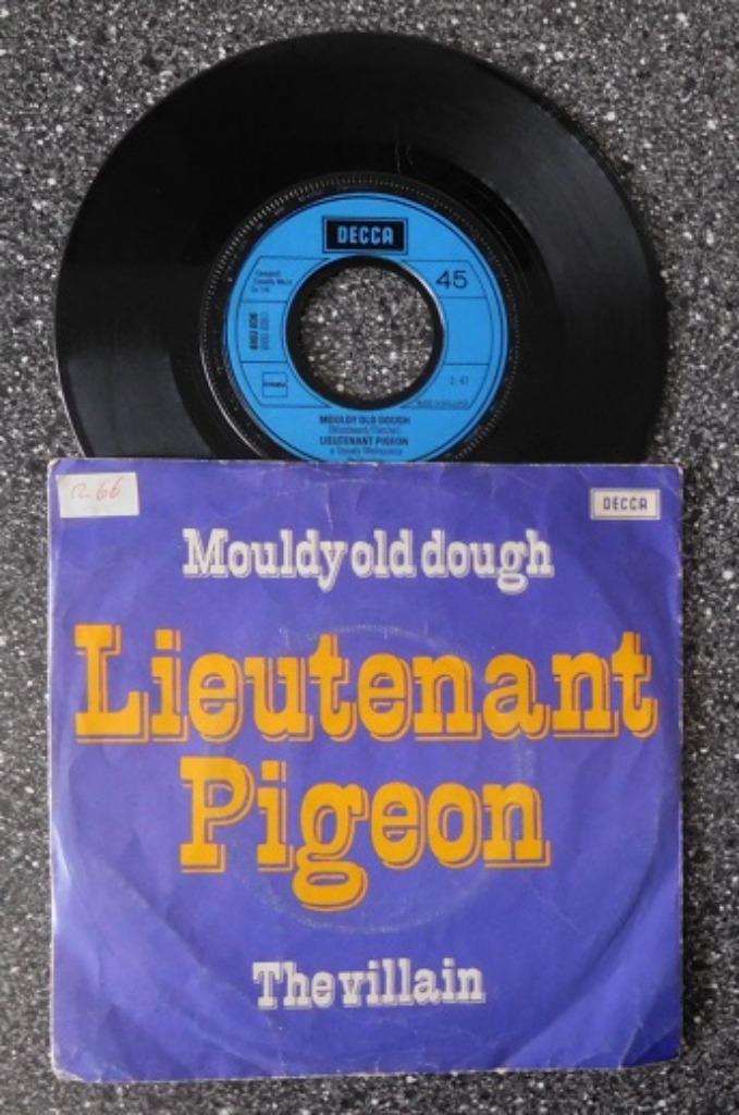 Lieutenant Pigeon - mouldy old dough, Cd's en Dvd's, Vinyl Singles, Zo goed als nieuw, Pop, Ophalen of Verzenden