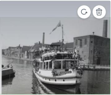 Leiden Salonboot van Gebroeders Harland voor de Havenbrug beschikbaar voor biedingen