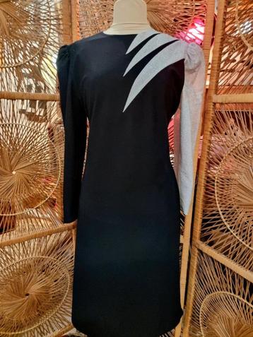 YatvaVintage: YV4484: Vintage 80's Lady Beautiful Dress beschikbaar voor biedingen