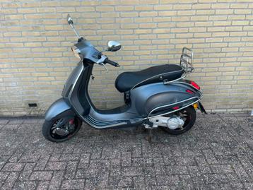 Vespa Sprint brom 2018 iget euro 4 matgrijs 11K beschikbaar voor biedingen