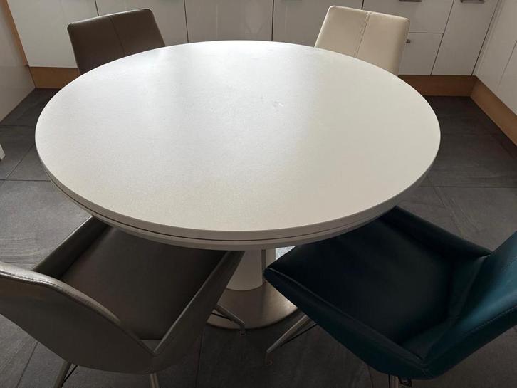 Eettafel met stoelen, Huis en Inrichting, Tafels | Eettafels, Gebruikt, 100 tot 150 cm, 100 tot 150 cm, Vier personen, Rond, Overige houtsoorten