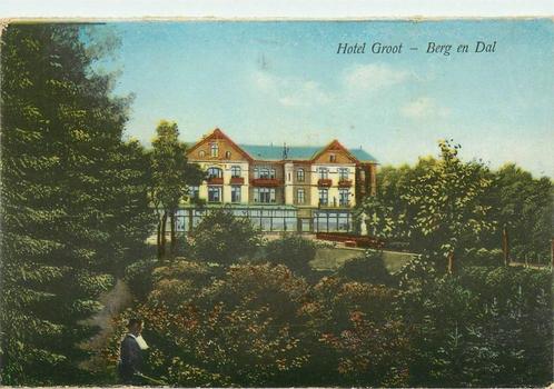(387-208-045) Berg en Dal Hotel Groot, Verzamelen, Ansichtkaarten | Nederland, Gelderland, Verzenden